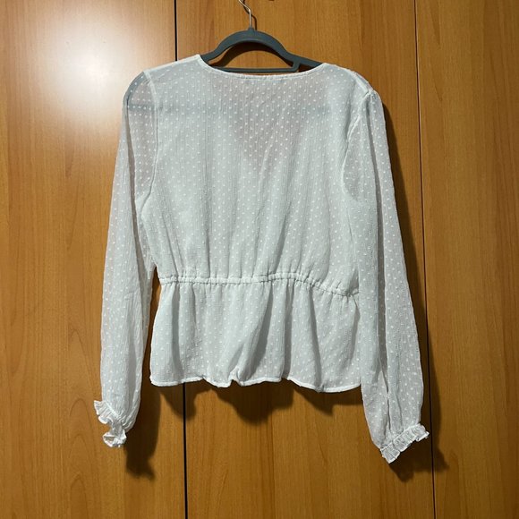 White swiss dot delicate long sleeve blouse - Picture 2 of 4